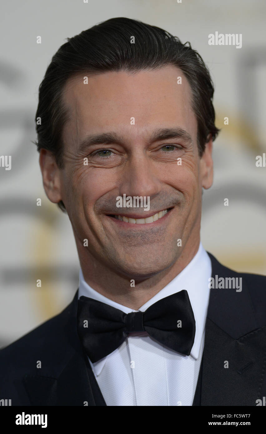 Jon Hamm arrive au Golden Globe Awards. Banque D'Images