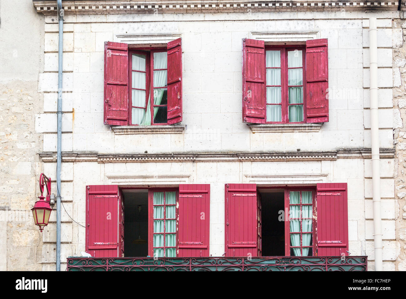 Chambre Fenêtres et volets, Brantome, vallée de la Loire, France Banque D'Images