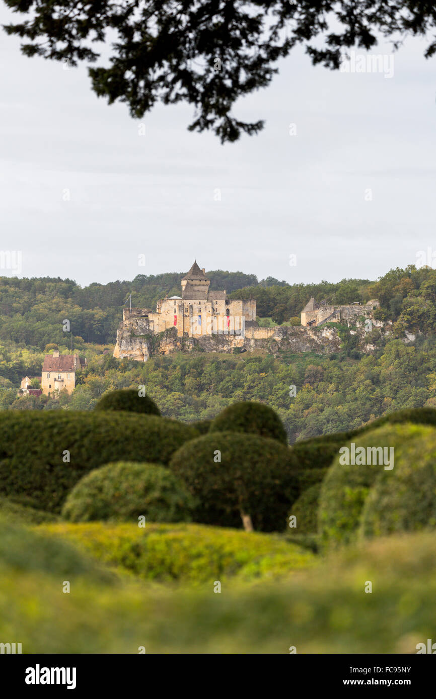 Vue sur Beunac de Marqueyssac Château et Jardins, Vezac, Dordogne, France Banque D'Images