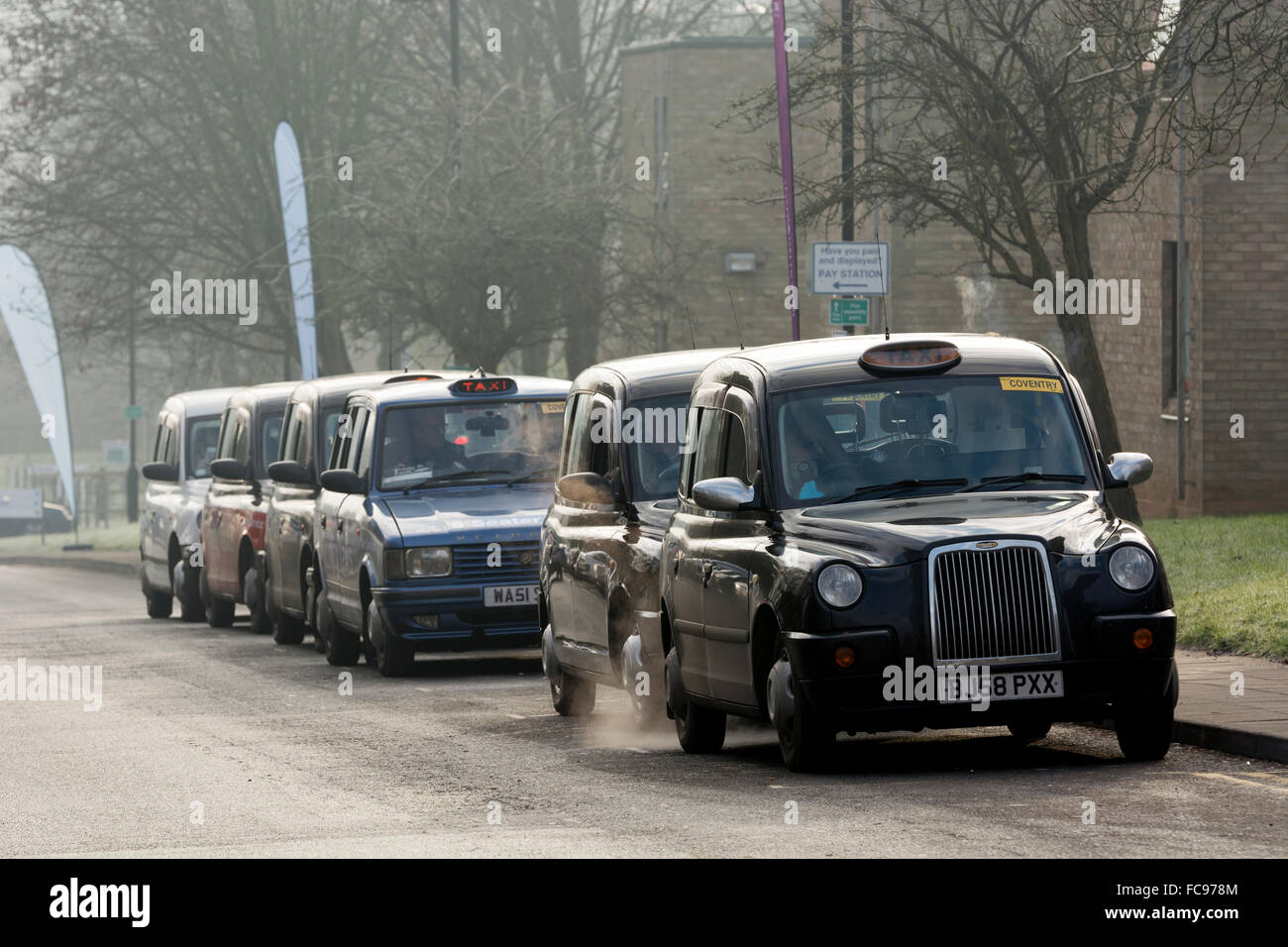Une ligne de taxis à l'Université de Warwick, Royaume-Uni Banque D'Images