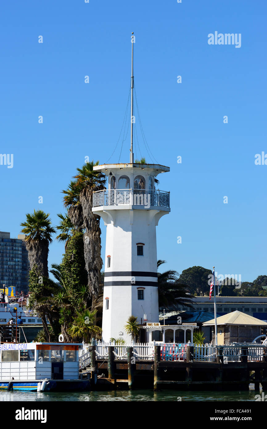 Forbes Island restaurant de fruits de mer Pier 41, Fishermans Wharf, San Francisco, California, USA Photo Stock - Alamy