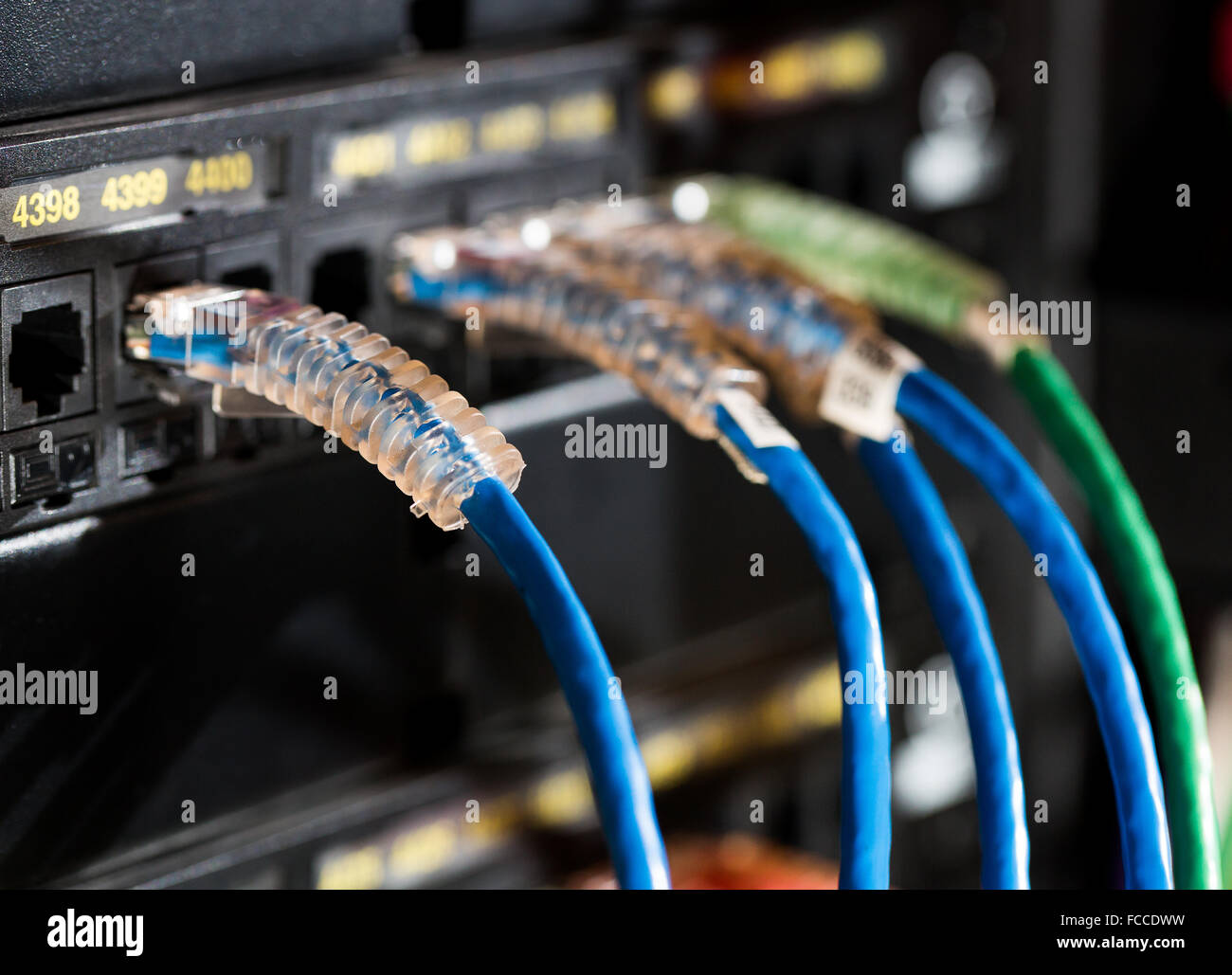 La technologie de l'information. Il les fils dans le châssis principal. Banque D'Images