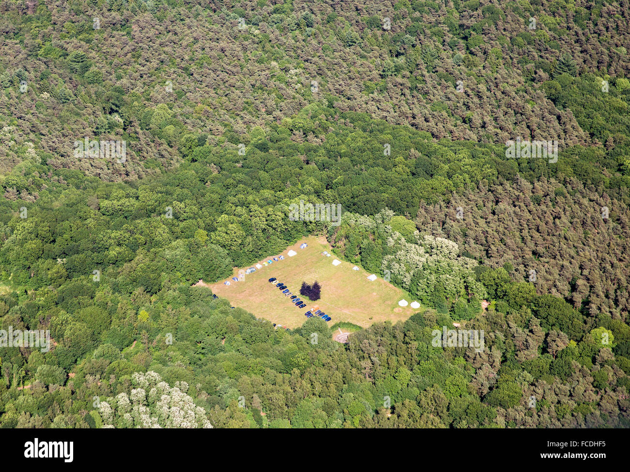 Pays-bas, Gennep. Camping dans la réserve naturelle. Aerial Banque D'Images