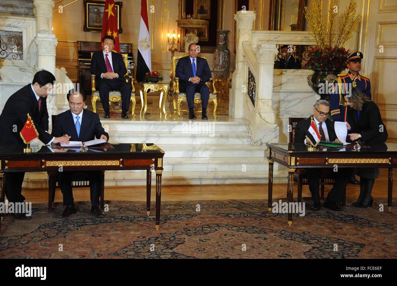 Le président chinois Xi Jinping au Caire pour une visite de deux jours en Egypte pour discuter de la coopération bilatérale avec le président égyptien, Sisi Banque D'Images