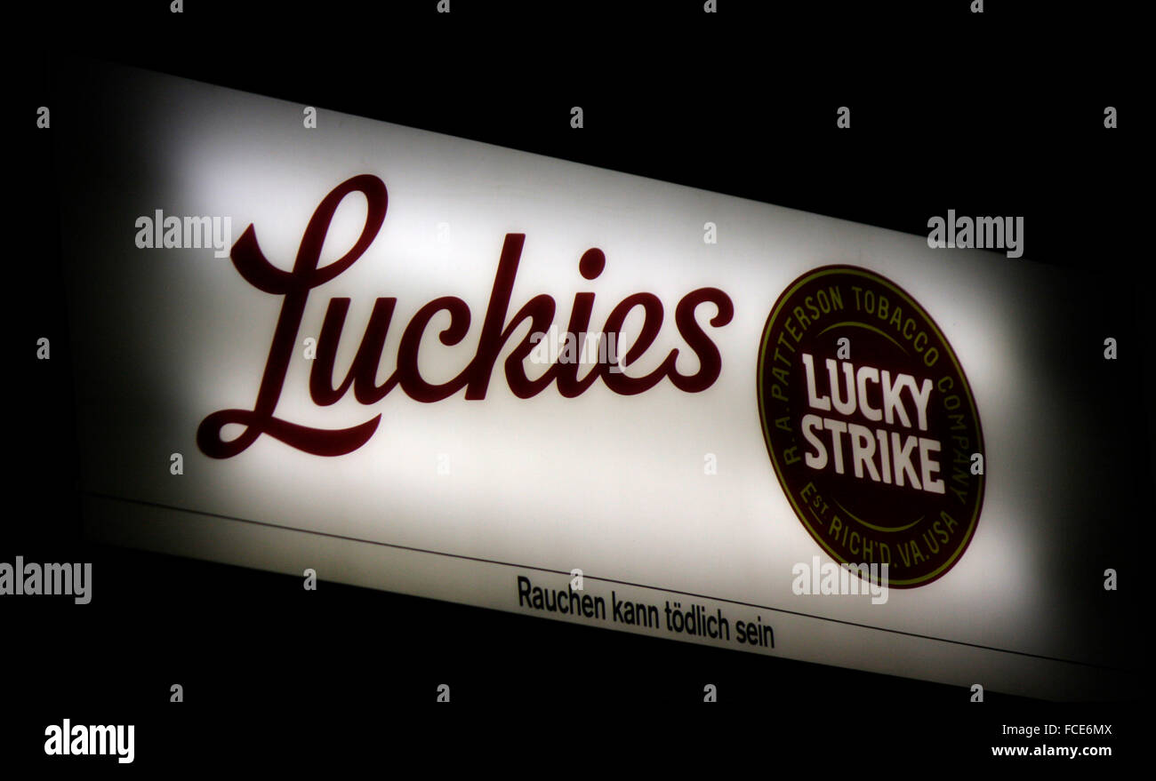 Markenname : 'Luckies'/ 'Lucky Strike", Berlin. Banque D'Images Markenname : 'Luckies'/ 'Lucky Strike", Berlin. Banque D'Images