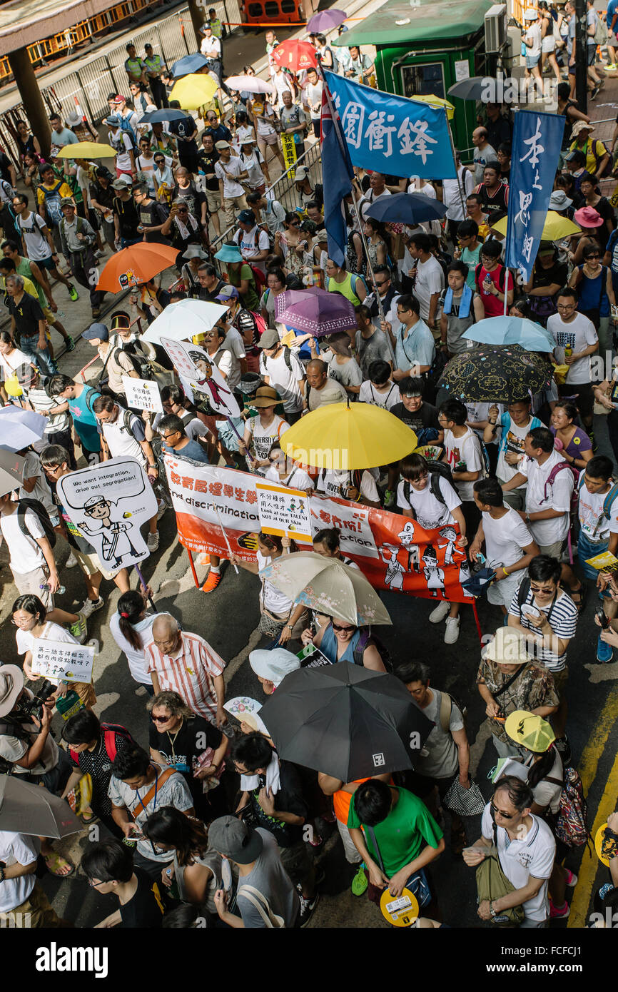 HONG KONG - 1 juillet : Hong Kong, les gens montrent leur mécontentement à la Hong Kong en mars le 1er juillet 2015 à Hong Kong. Banque D'Images