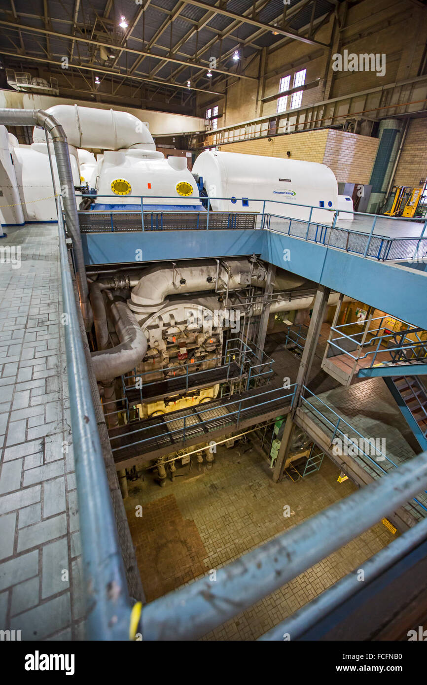 Muskegon, Michigan - utiliser des Turbines à vapeur pour produire de l'électricité aux consommateurs de l'énergie du B.C. Cobb centrale au charbon. Banque D'Images