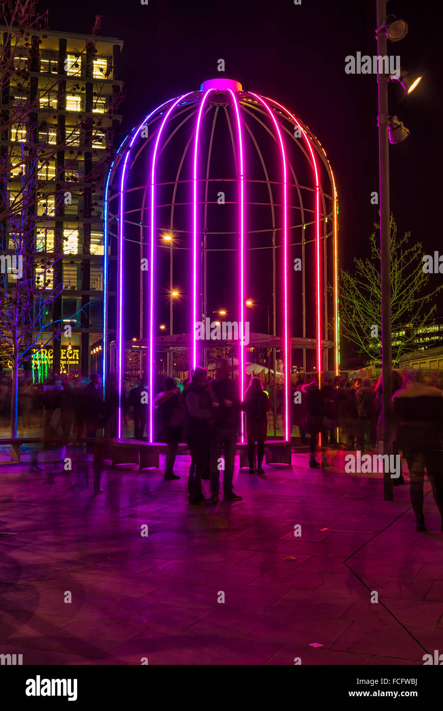 L'installation par Jacques Rival de Battle Bridge Place à King's Cross au cours London festival lumiere Banque D'Images