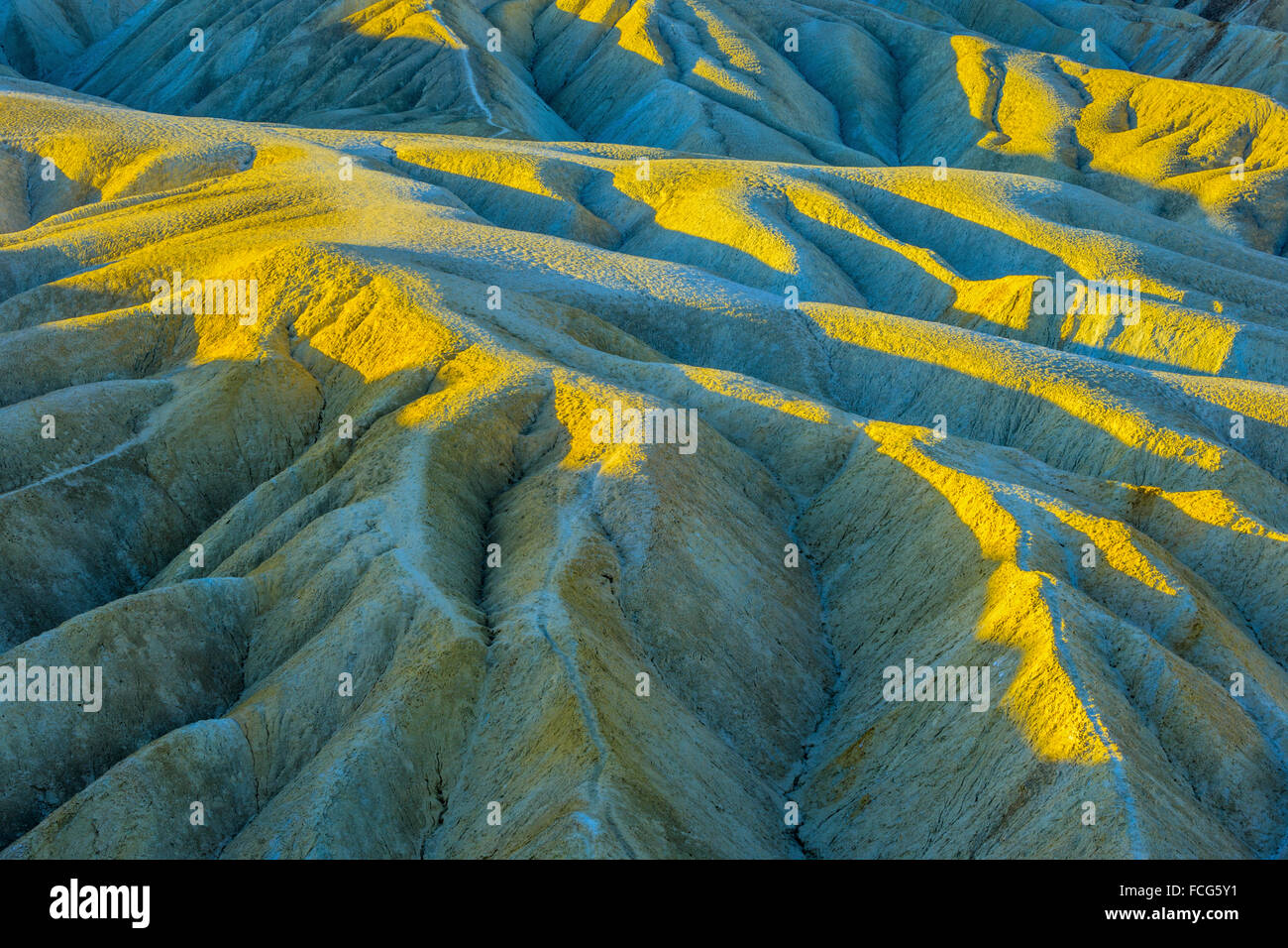 Zabriskie Point au lever du soleil dans la vallée de la mort, Californie Banque D'Images