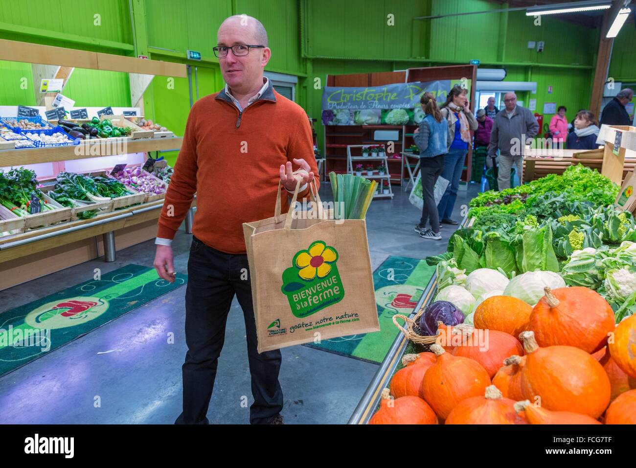 BIENVENUE À LA FERME, PRODUITS DE LA FERME ET LES ALIMENTS PRÉPARÉS de façon traditionnelle, CAEN, (14) Calvados, Normandie, France Banque D'Images