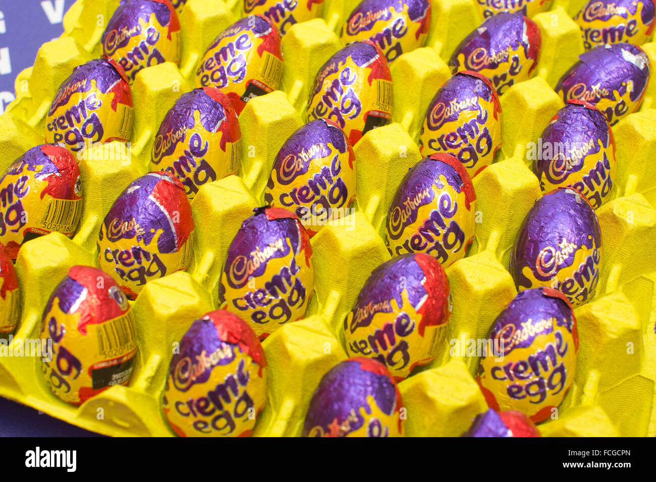 Cadbury Creme Egg café, d'un lieu de vente de divers creme egg plats à thème, Soho, London, England, UK Banque D'Images