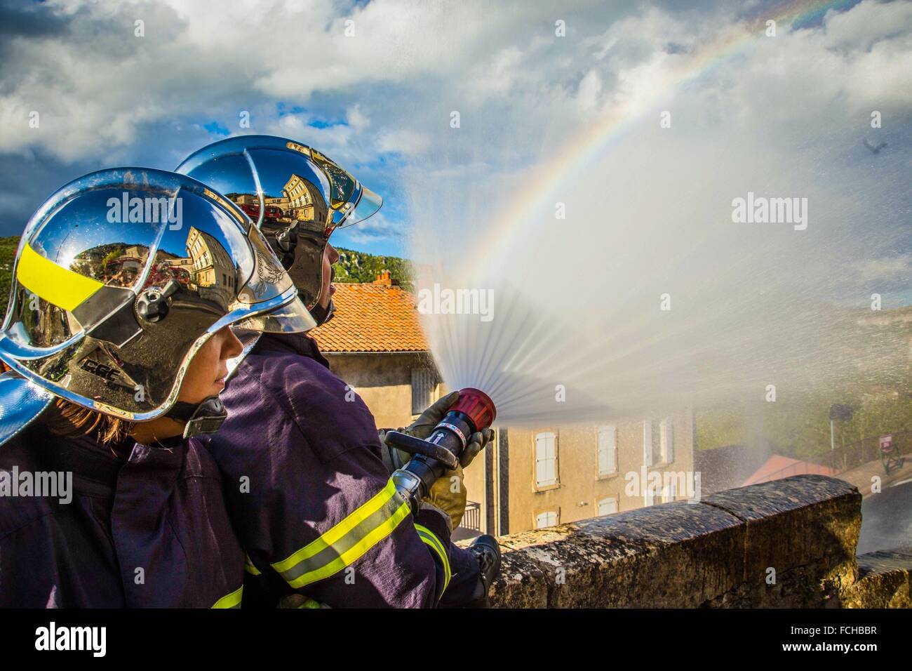 ILLUSTRATION DES POMPIERS, L'HOMME FEMME Banque D'Images