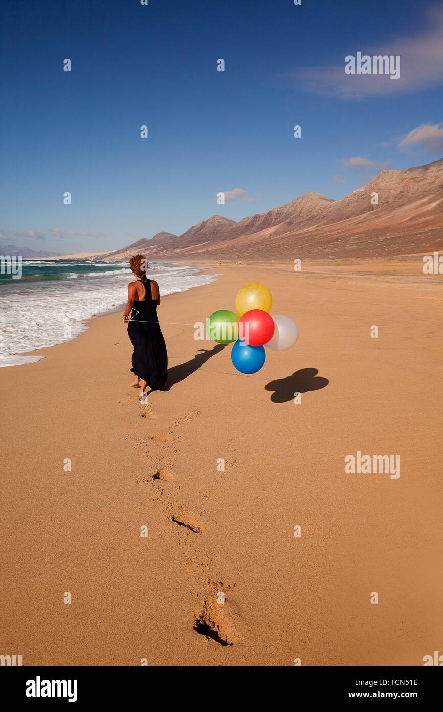 Maillot de bain coloré Banque de photographies et d'images à haute  résolution - Alamy