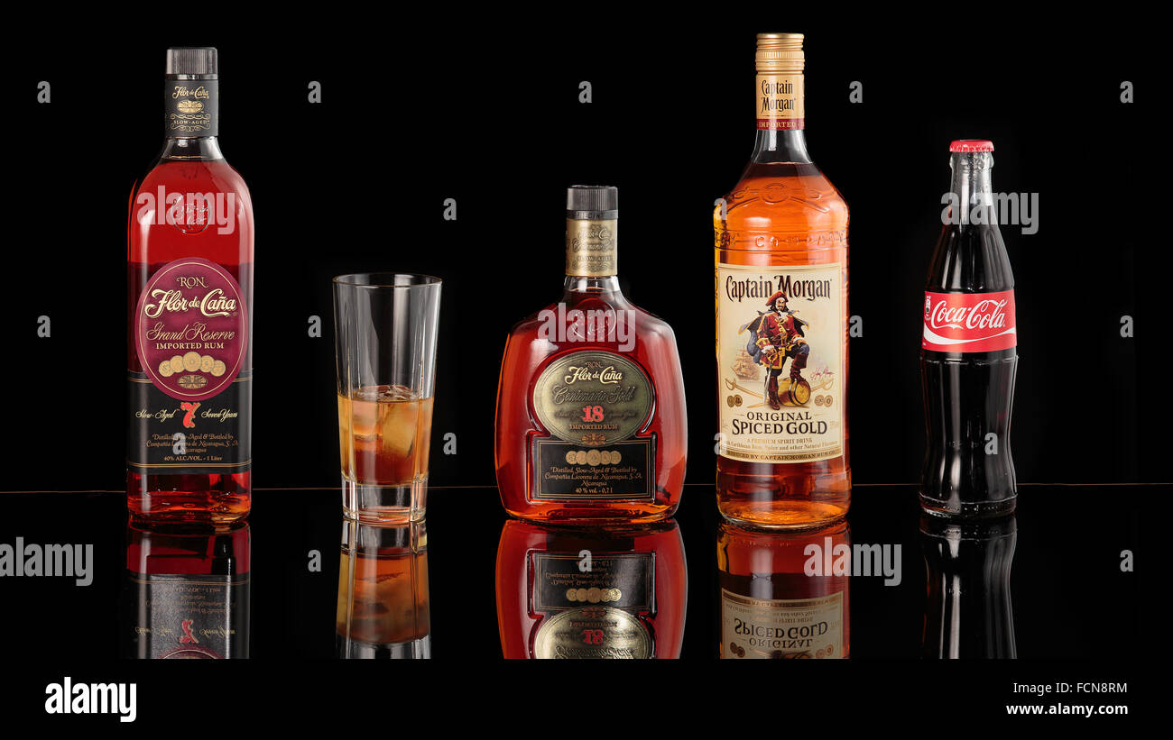 Rhum préféré avec du coke Banque D'Images