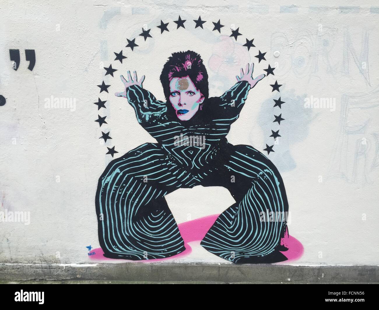 David Bowie tribute memorial haringey poundland vert bois Banque D'Images