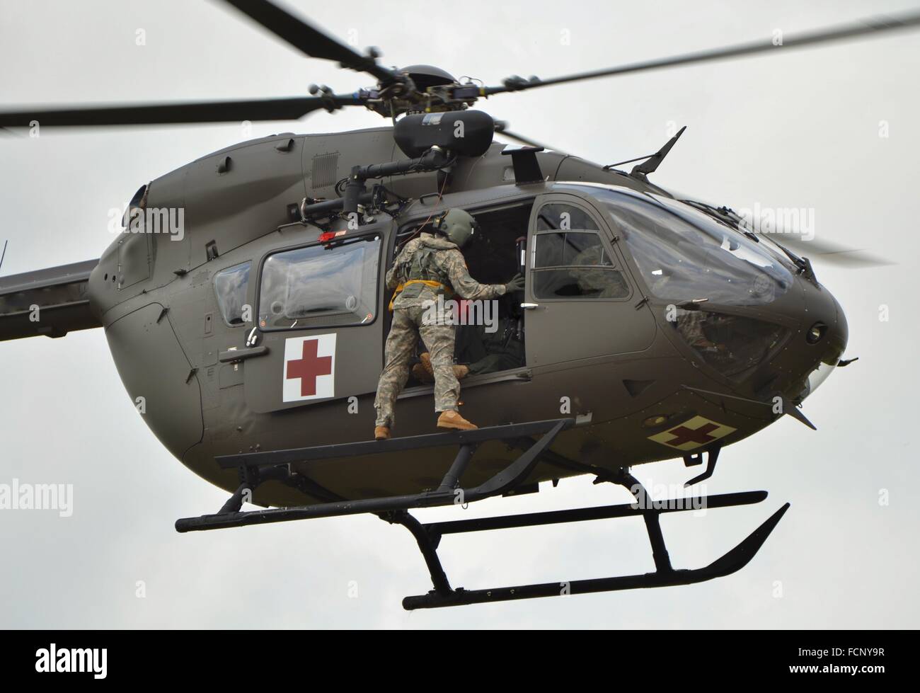 Un UH-72 Lakota hélicoptère utilitaire medevac. Banque D'Images