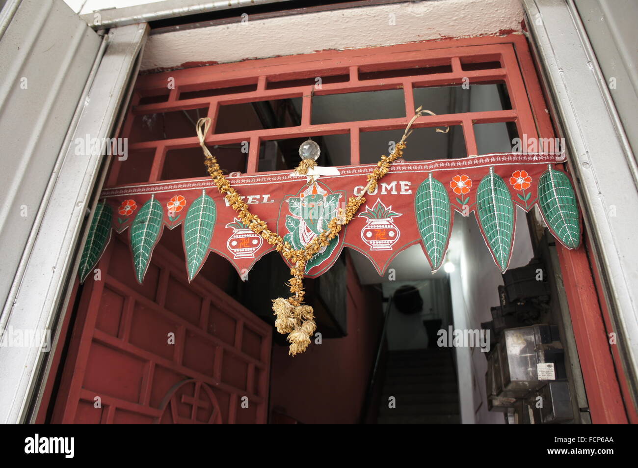 La pendaison porte toran, décor du Diwali Banque D'Images
