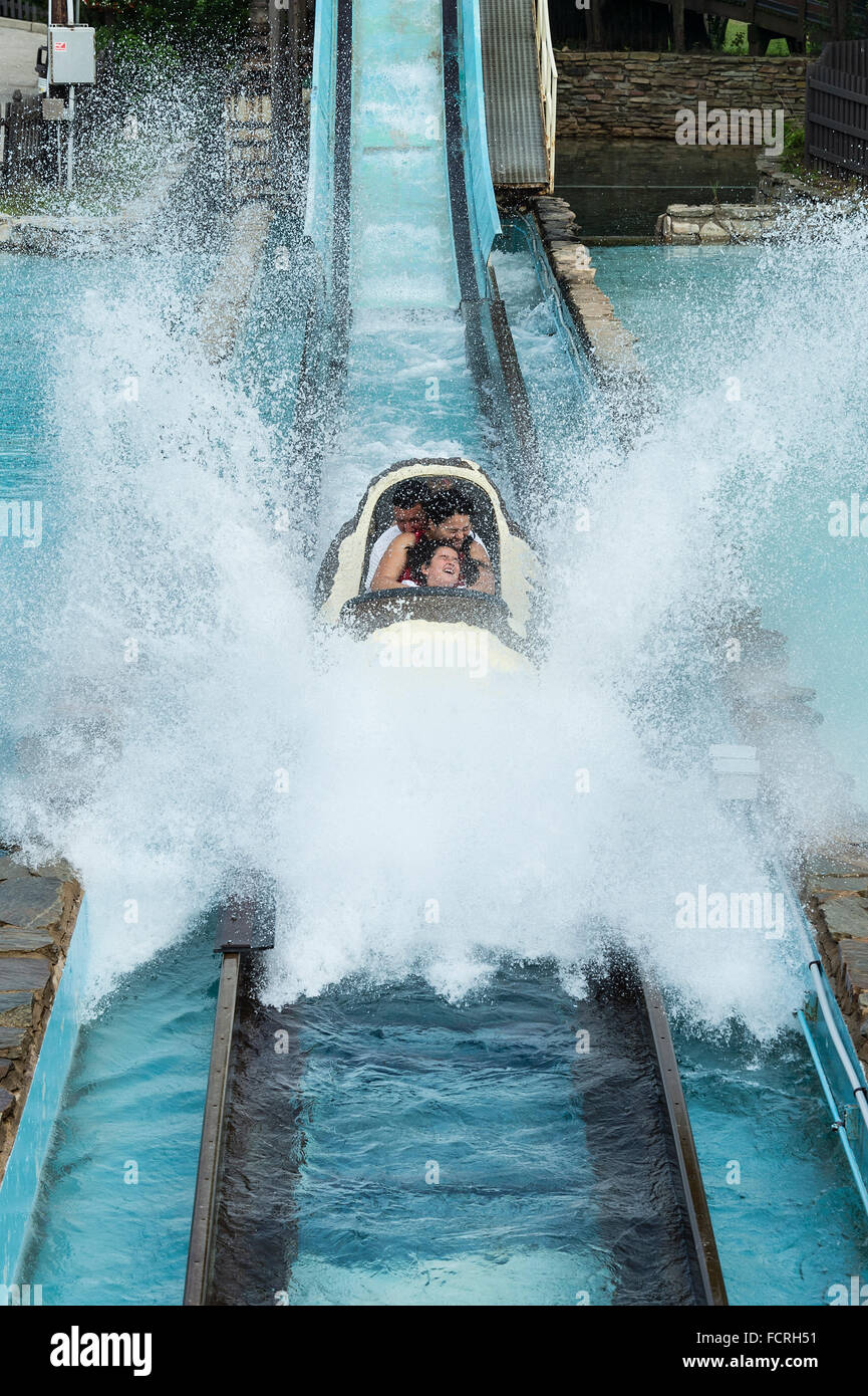Scierie Log Flume, Grande Aventure, Six Flags, New Jersey, USA Banque D'Images