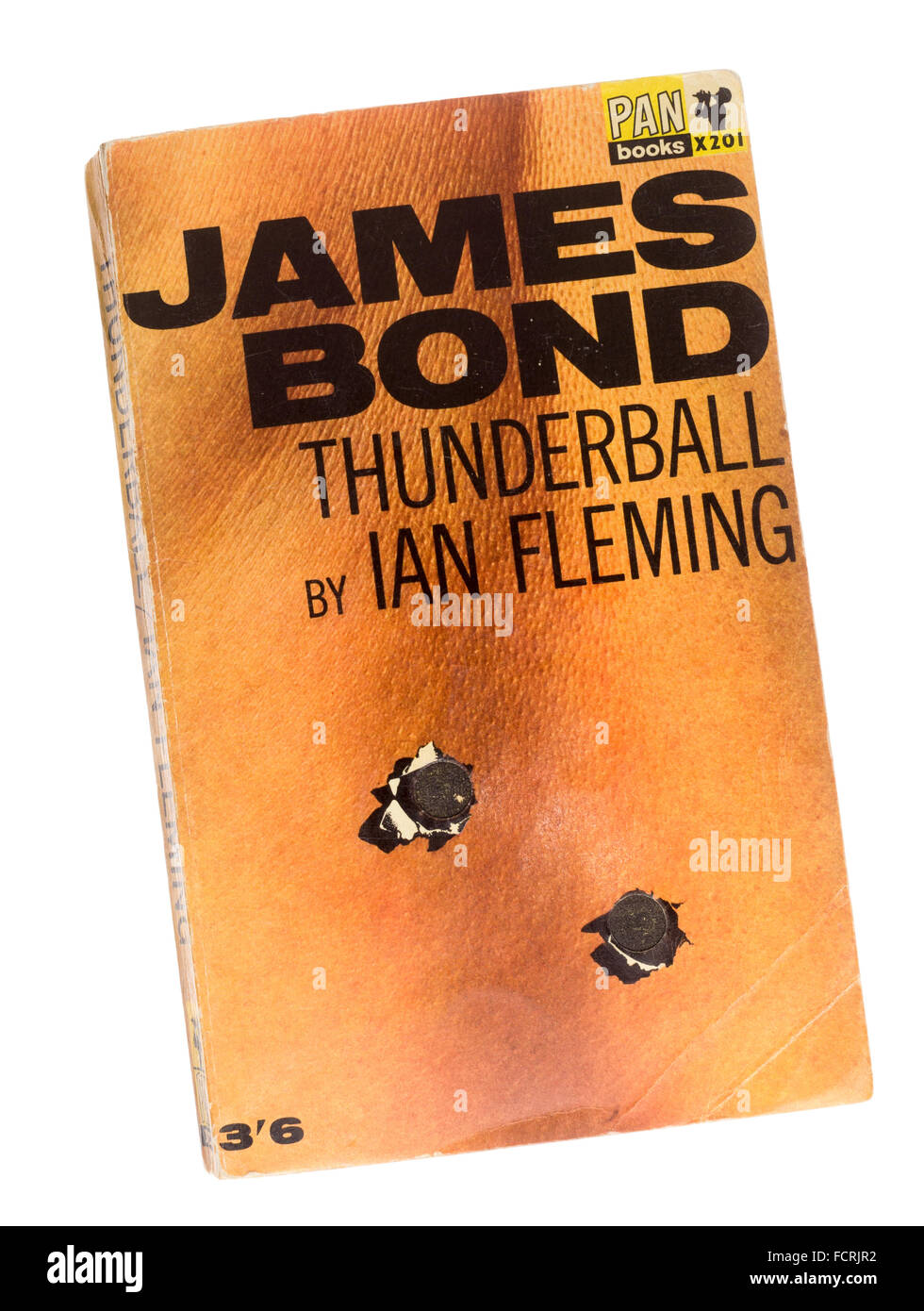 James Bond, Opération Tonnerre Livre de poche par Auteur Ian Fleming Banque D'Images