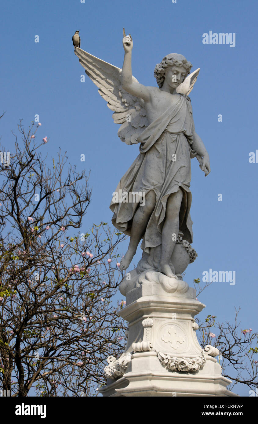 Mémorial en nécropole Cristobal Colon, quartier Vedado, La Havane, Cuba Banque D'Images