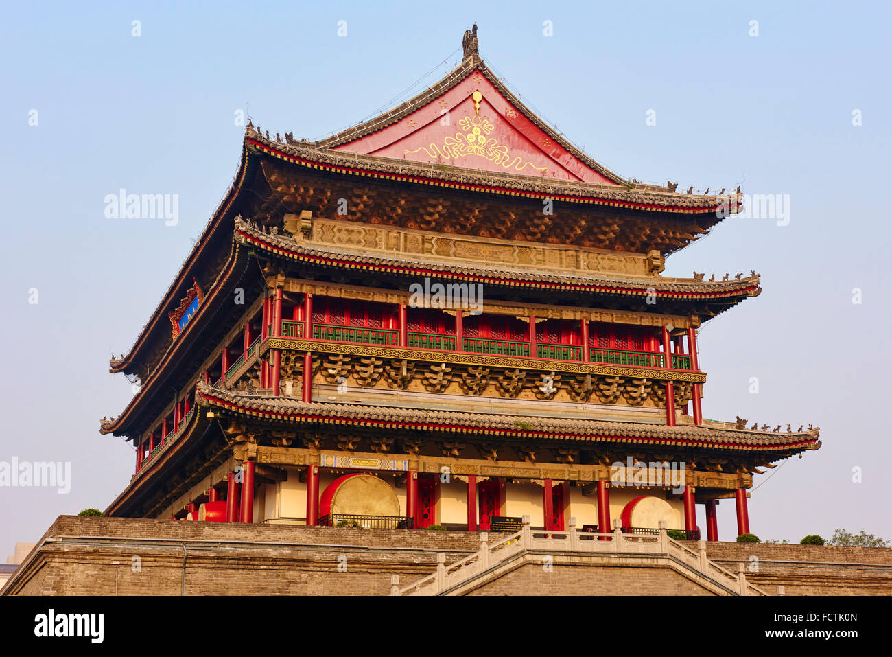 Xi'an tour du tambour Banque de photographies et d'images à haute  résolution - Alamy