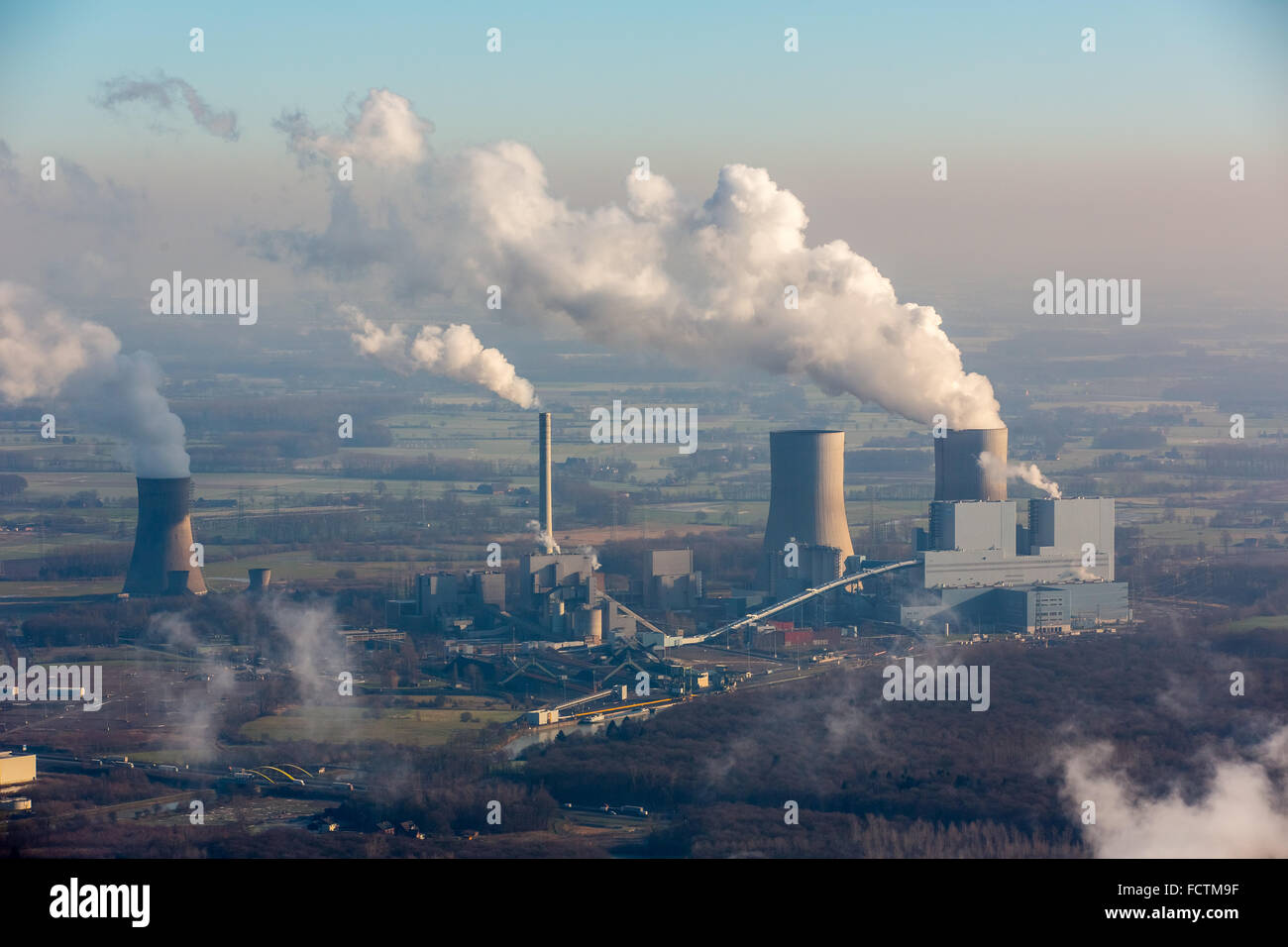 Vue aérienne, Westfalen power plant RWE Power, centrale à charbon, une ancienne centrale électrique nucléaire, « EMPORTEZ Hamm-Uentrop,Ruhr Welver Banque D'Images Vue aérienne, Westfalen power plant RWE Power, centrale à charbon, une ancienne centrale électrique nucléaire, « EMPORTEZ Hamm-Uentrop,Ruhr Welver Banque D'Images