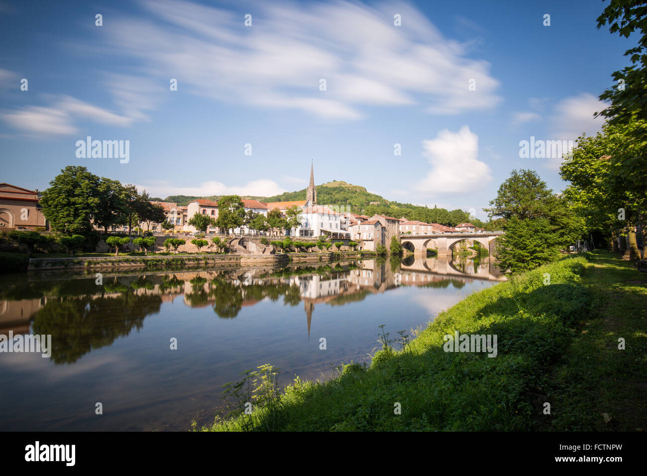 Saint-Antonin-Noble-Val (Sant Antonin en occitan) est une commune française, située dans le département de Tarn-et-Garonne et la région Midi-Pyrénées Banque D'Images
