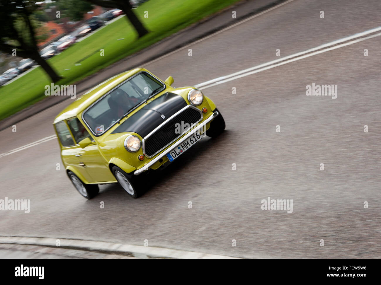 M. Bean style Mini voiture complet avec vis sur les portes Banque D'Images
