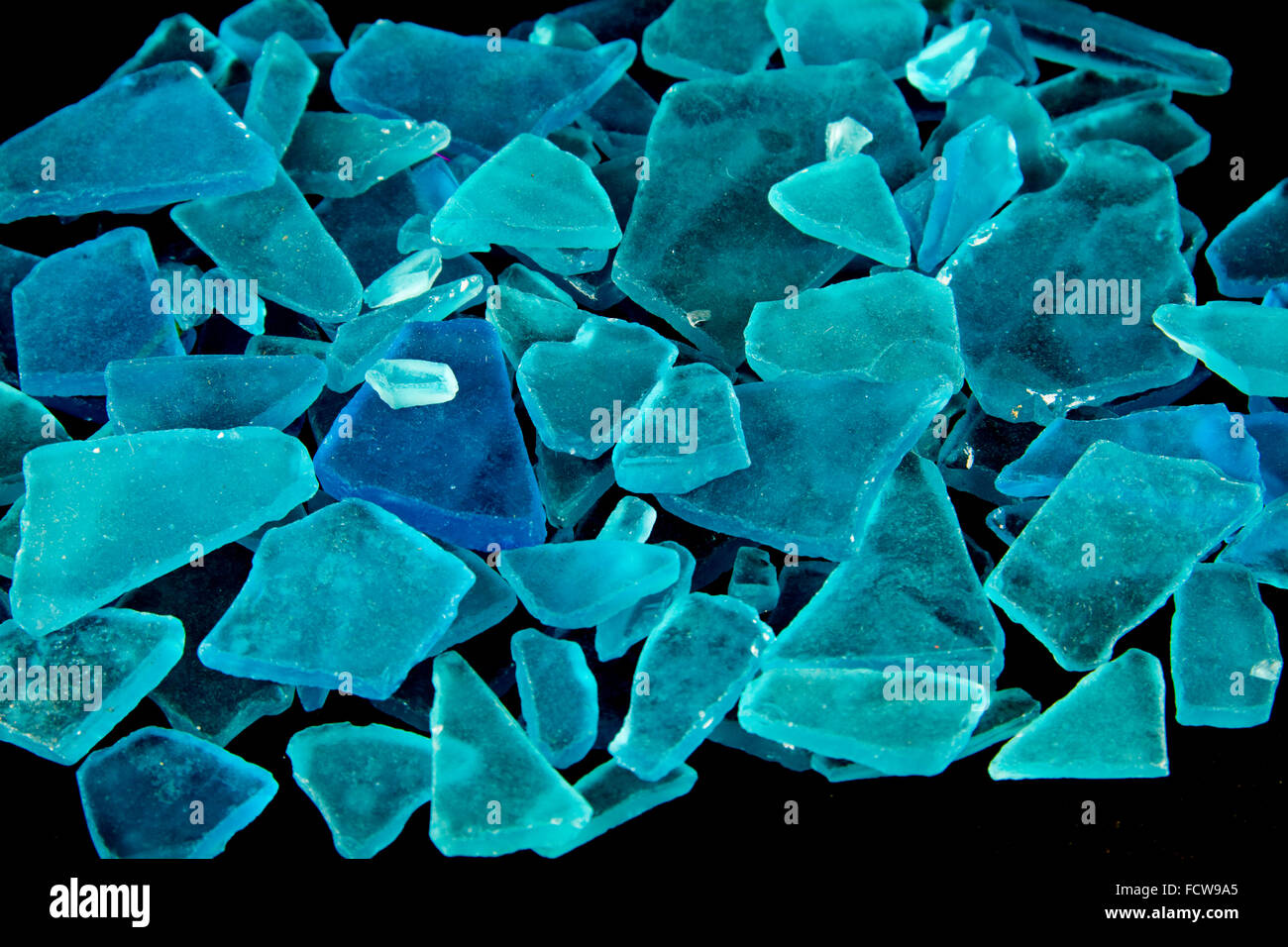 Lunettes bleu fond noir en arrière-plan Banque D'Images