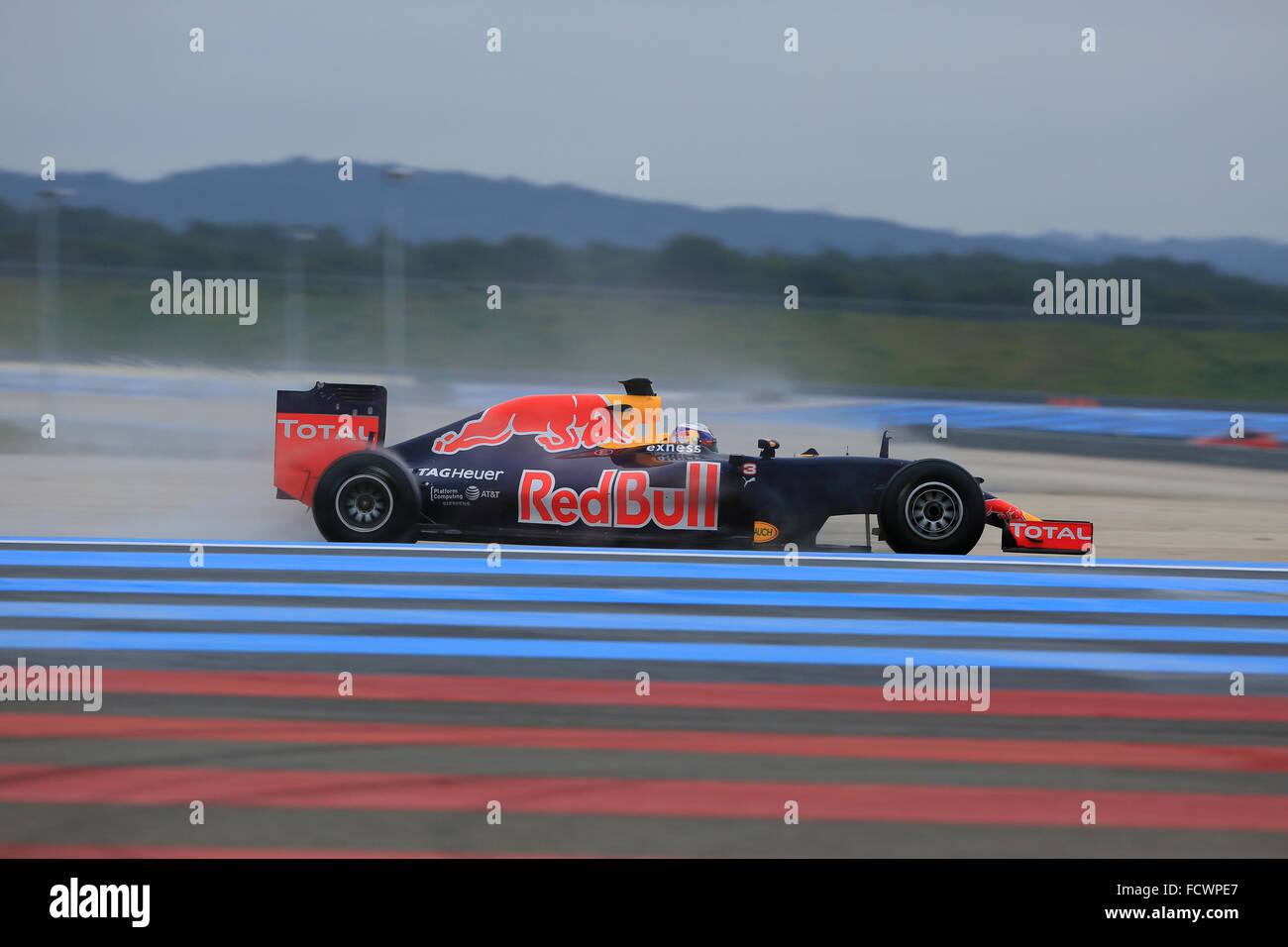 25.01.2016. Circuit Paul Ricard, Le Castellet, Marseille, France. F1 essais de pneus pour les équipes avec Pirelli. Red Bull Racing RB11 &# x2013 ; Daniel Ricciardo Banque D'Images