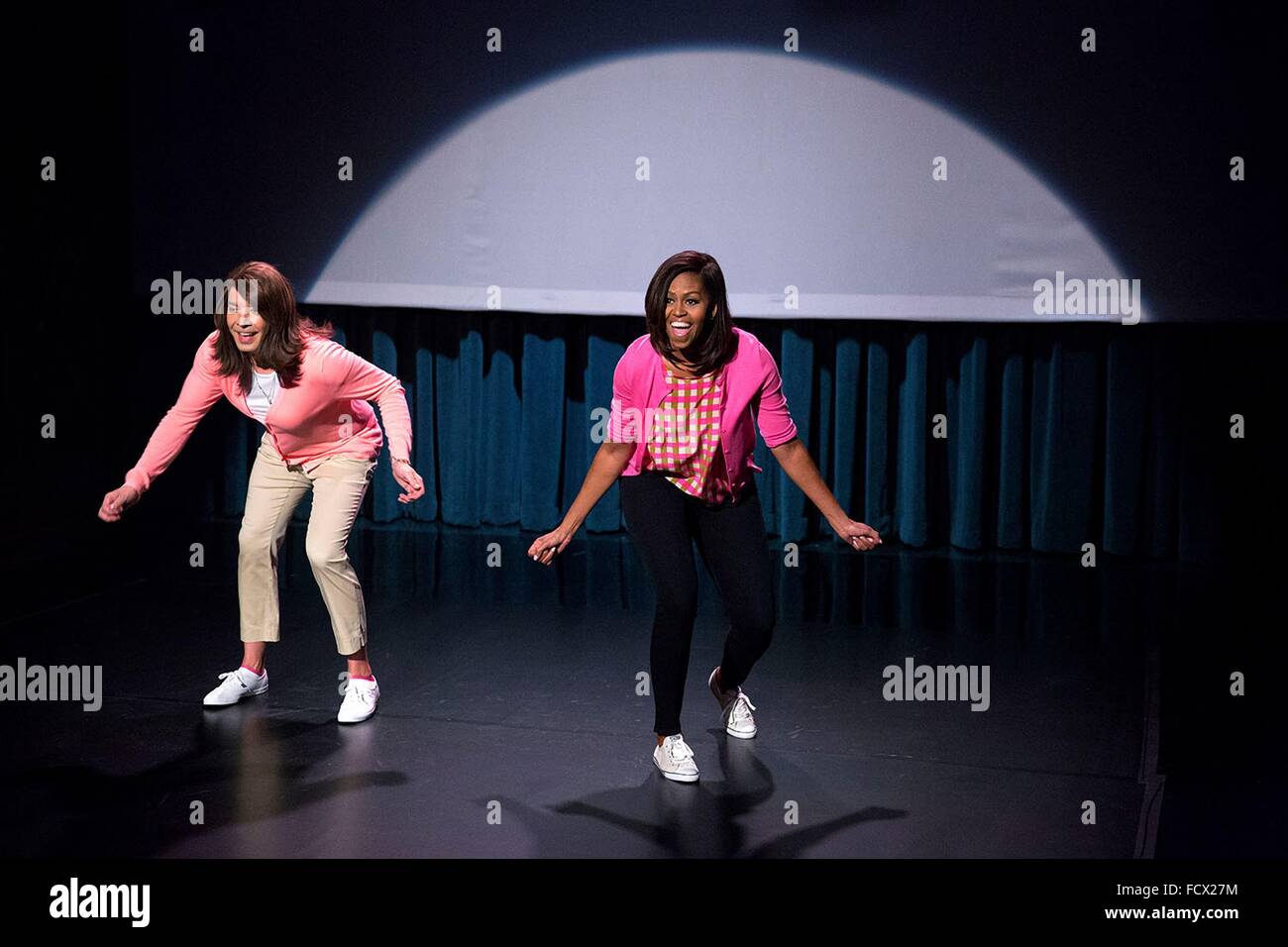 La Première Dame Michelle Obama et Jimmy Fallon Effectuer l 'évolution de la danse Maman II' pour 'The Tonight Show avec Jimmy Fallon' 2 Avril, 2015 à New York, N.Y. Banque D'Images