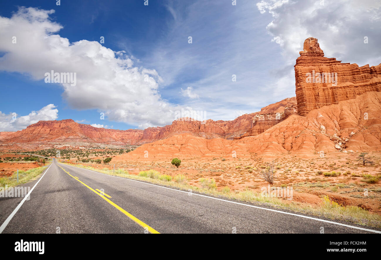 Photo d'un scenic route du désert de l'Utah, USA. Banque D'Images