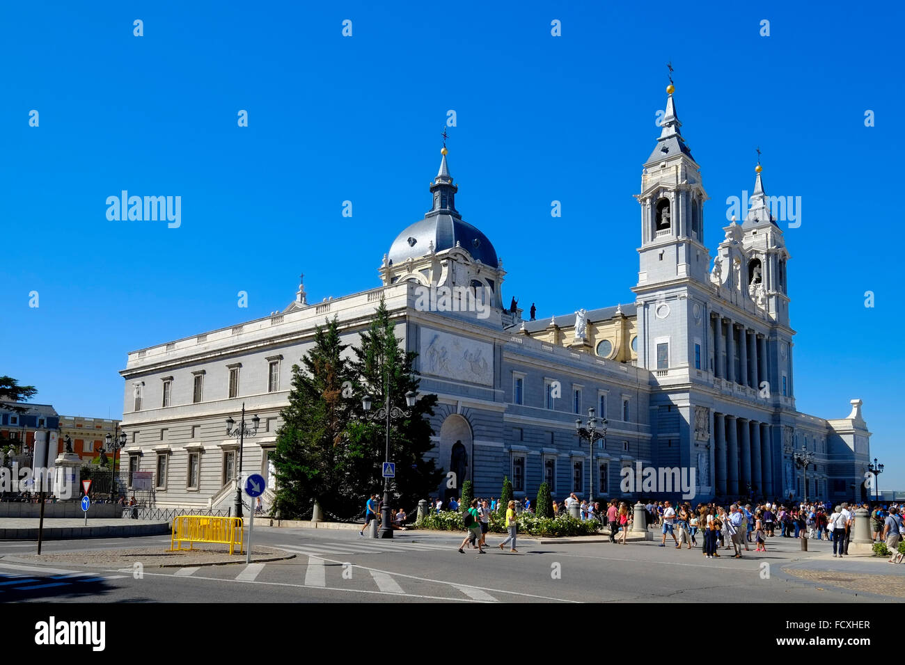 Almudena cathédrale catholique du diocèse de Madrid Espagne ES Banque D'Images