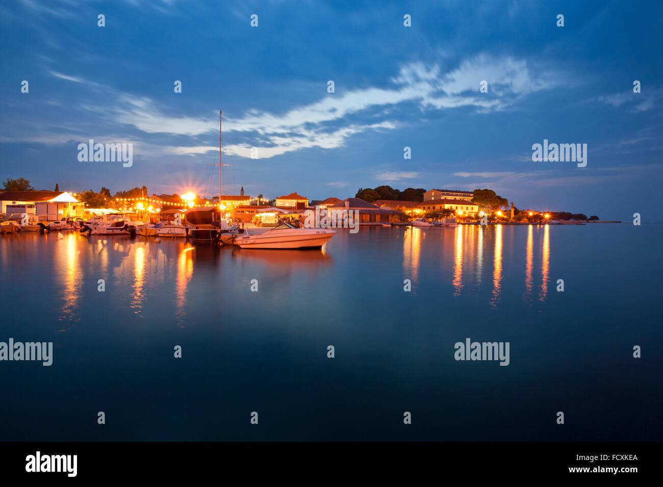 Place Ugljan dans la soirée, l'île de Hvar, Dalmatie, Croatie Banque D'Images