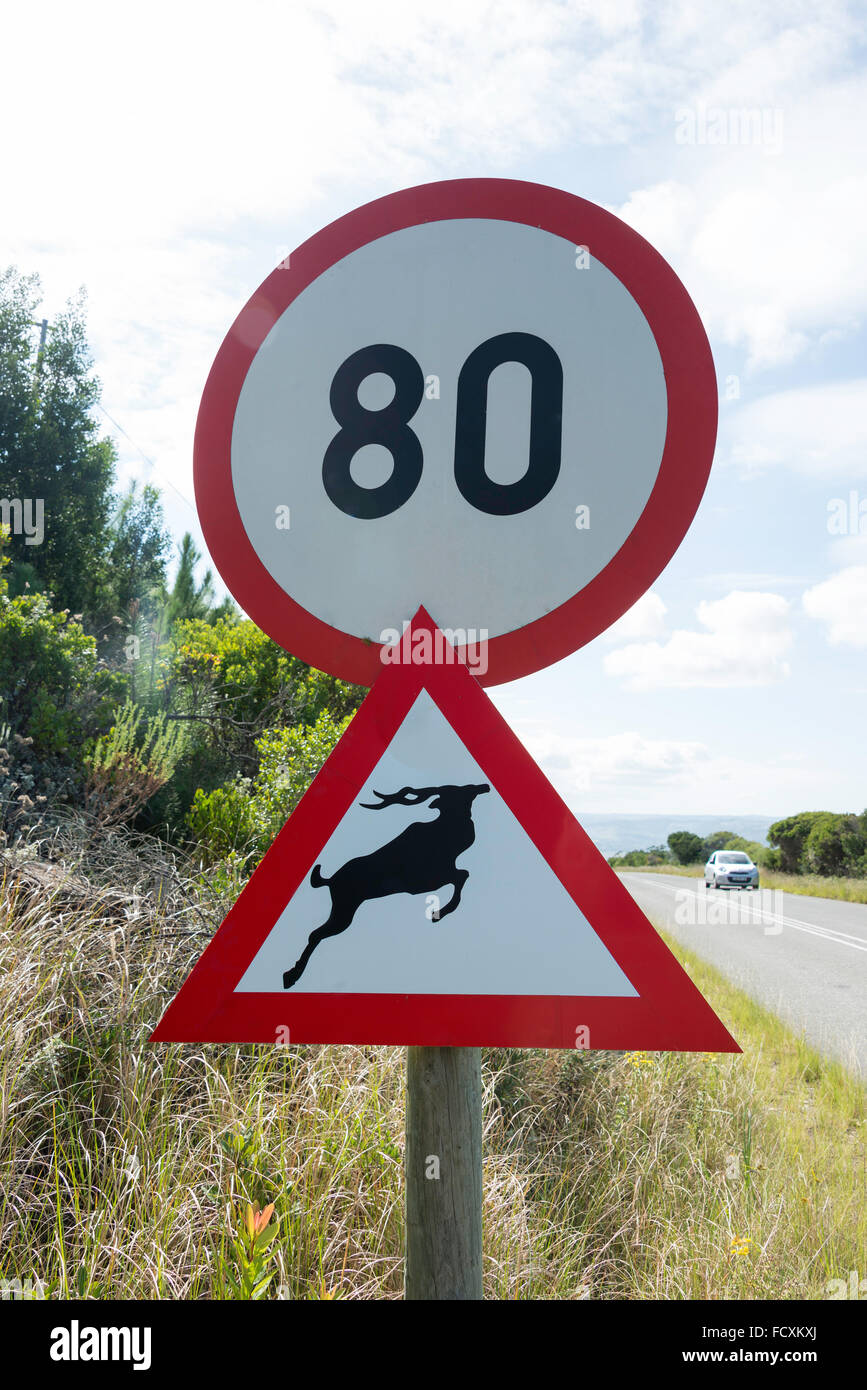 Signe de route sur Route des Jardins, Knysna nr, Eden, municipalité de district de la province de Western Cape, Afrique du Sud Banque D'Images