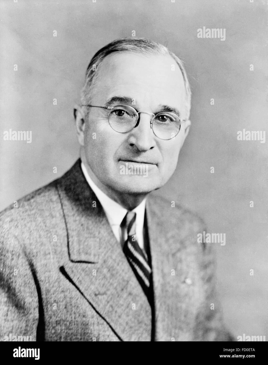 harry-s-truman-33-me-pr-sident-des-tats-unis-banque-d-images-noir-et