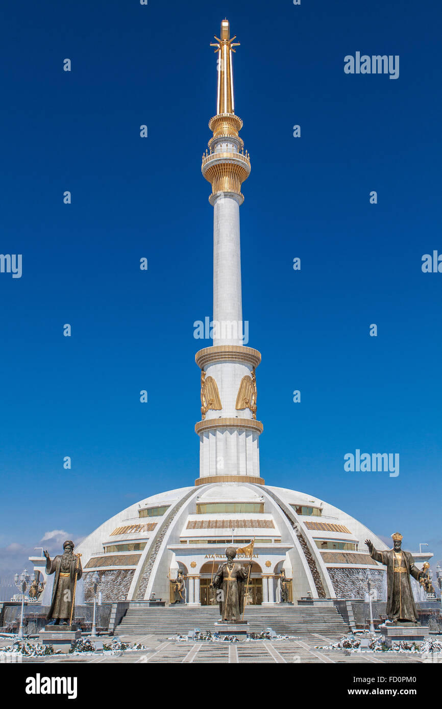 Parc de l'indépendance Turkmène, héros et tribus, Achgabat, Turkménistan. Banque D'Images