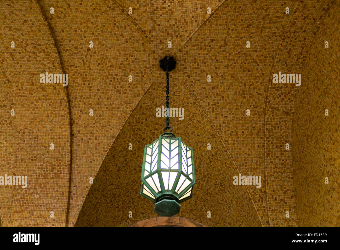 La lumière du plafond suspendu à Asheville, en Caroline du Nord, USA Banque D'Images