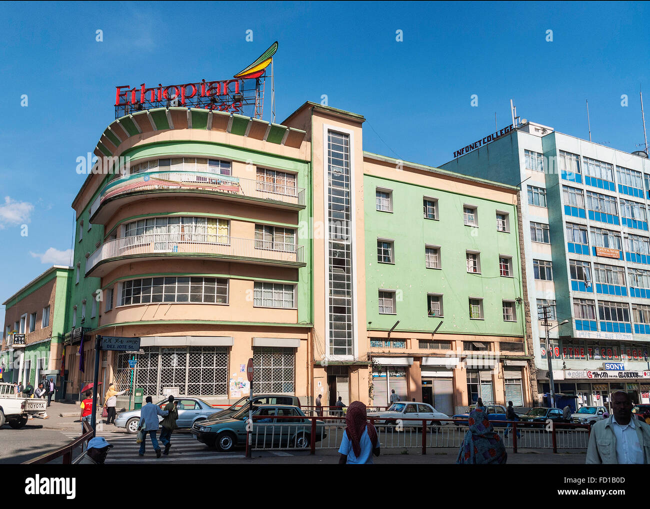 Retro Vintage dans les bâtiments de la rue Addis Ababa Ethiopie centrale Banque D'Images