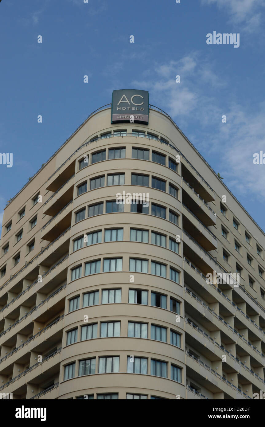 AC Hotel Málaga Palacio by Marriott 5 étoiles dans le centre de Malaga en Espagne. Banque D'Images