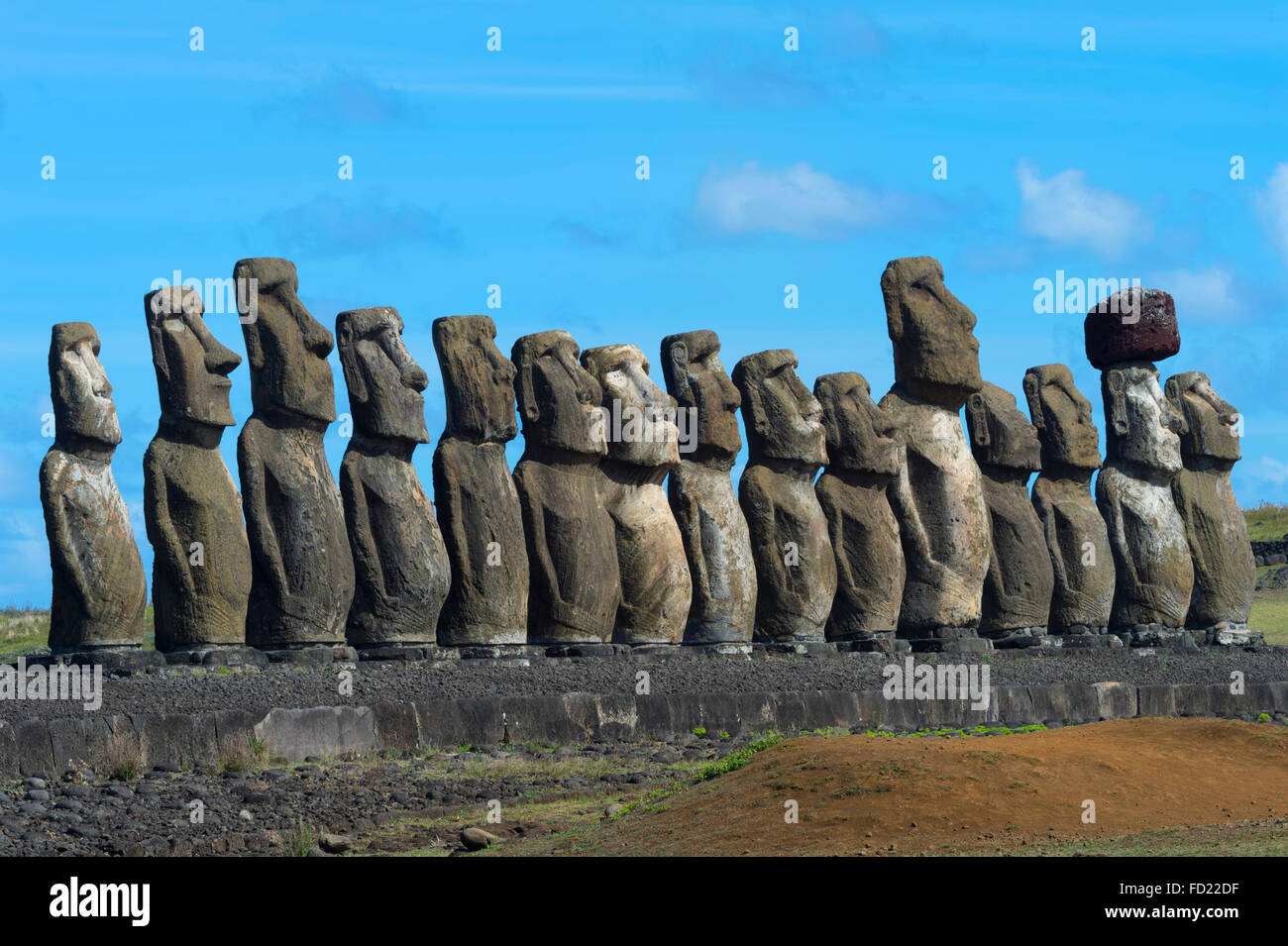 À Moais Ahu Tongariki, parc national de Rapa Nui, l'île de Pâques, Chili, UNESCO World Heritage Banque D'Images