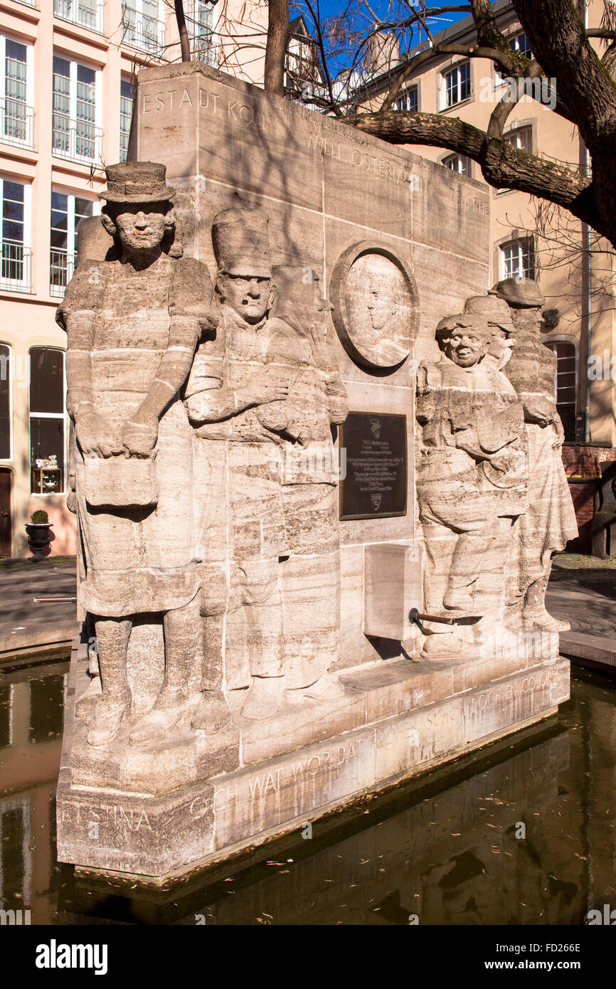 L'Europe, l'Allemagne, Cologne, le Willi Ostermann fontaine dans la vieille partie de la ville. Banque D'Images