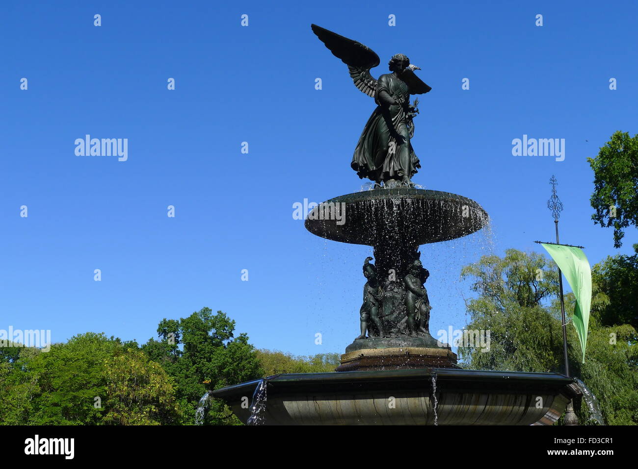 Ange sur Fontaine Bethesda dans Central Park NYC Banque D'Images