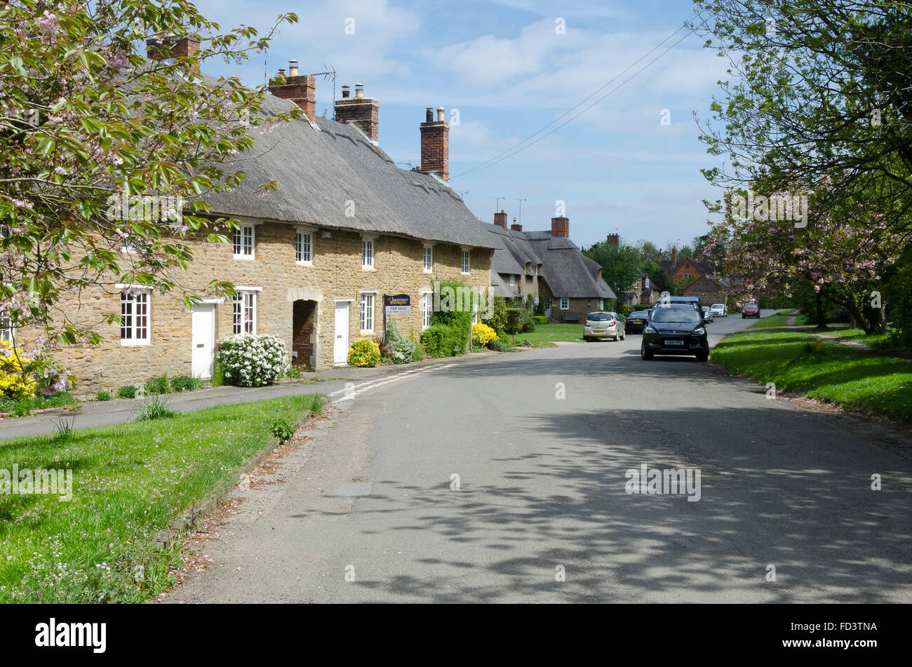 Cottages en pierre, Ashby St grands livres, Northamptonshire, Angleterre Banque D'Images