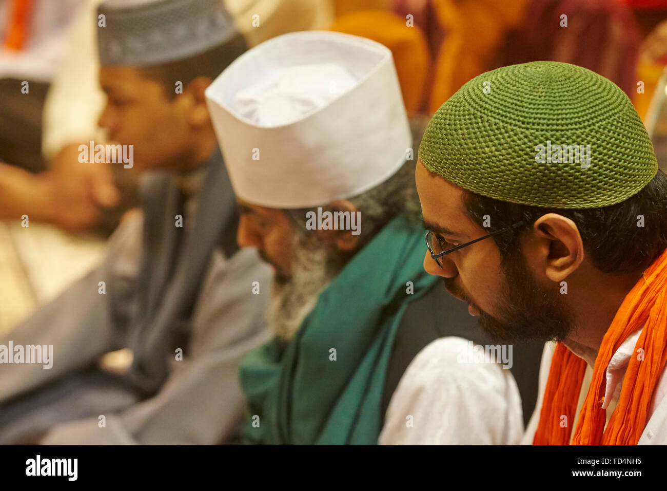 Les musulmans soufis de prier. Banque D'Images