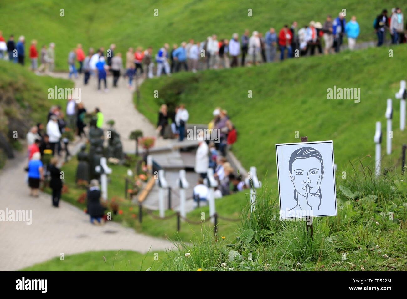 Bord «silence.' Sanctuaire de Notre-Dame de la Salette. Banque D'Images