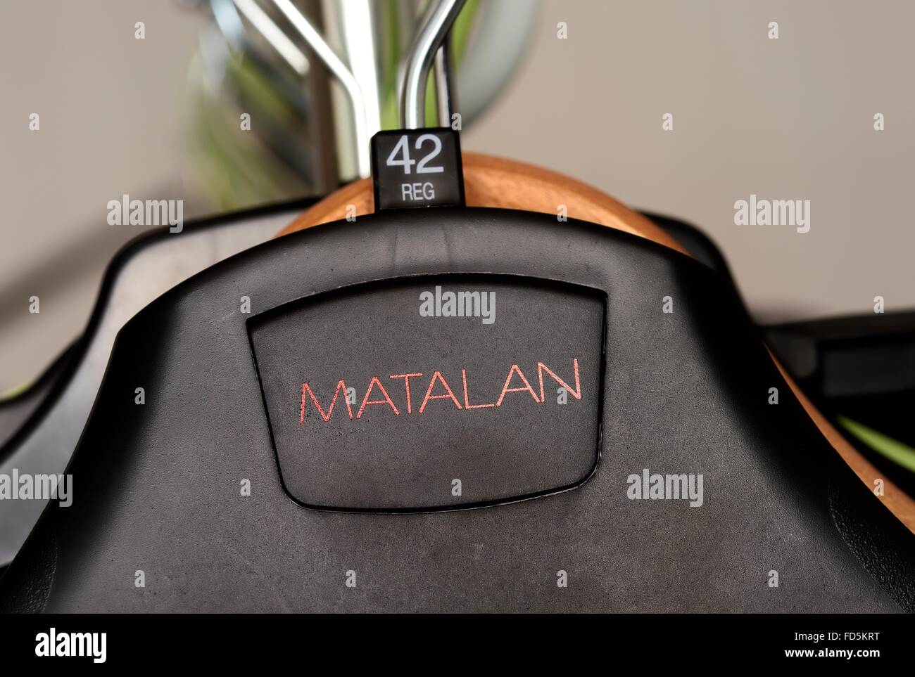Détaillant de mode Matalan cintre Banque D'Images