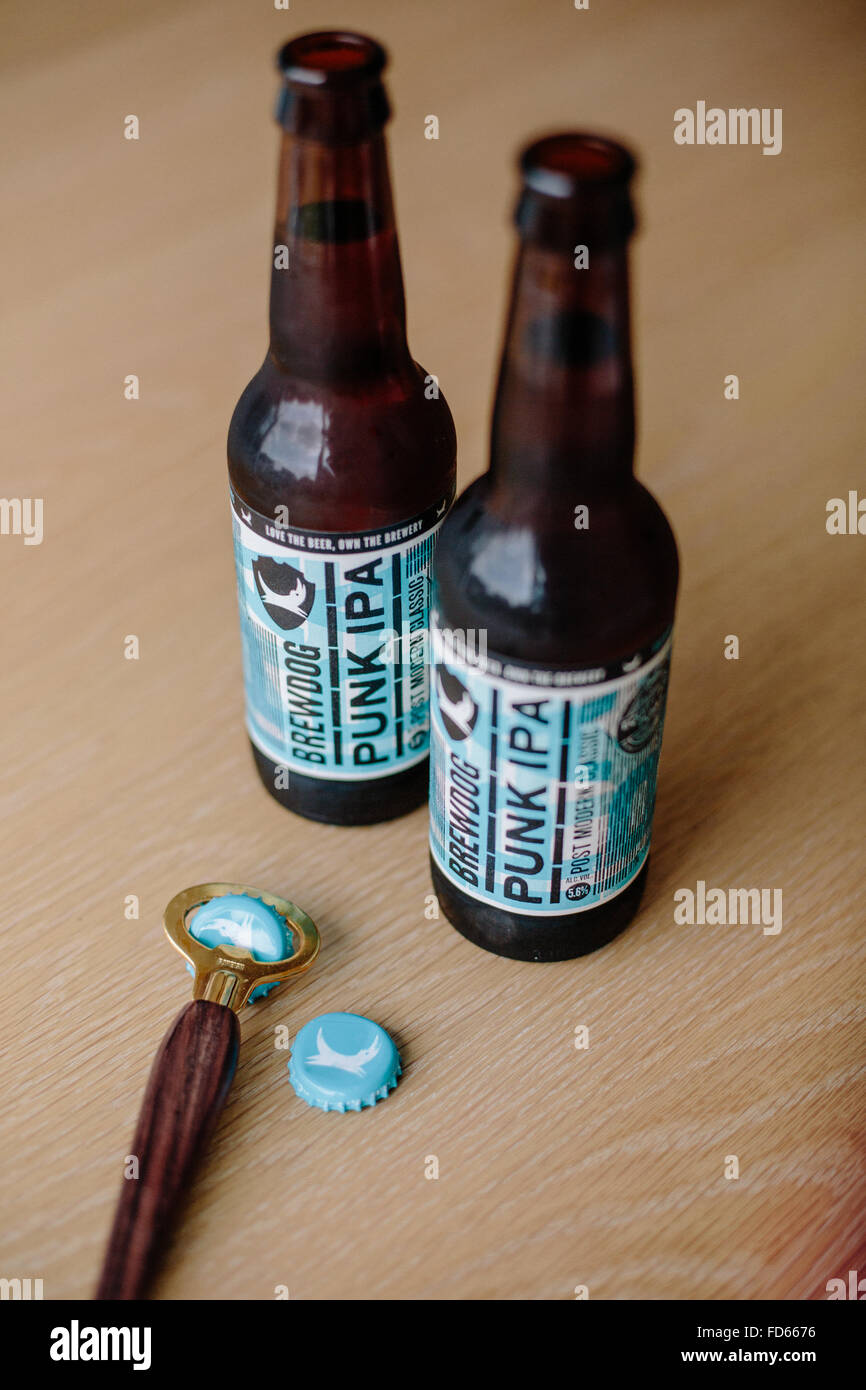 2 bouteilles de punk écossais brewdog ipa craft beer Banque D'Images