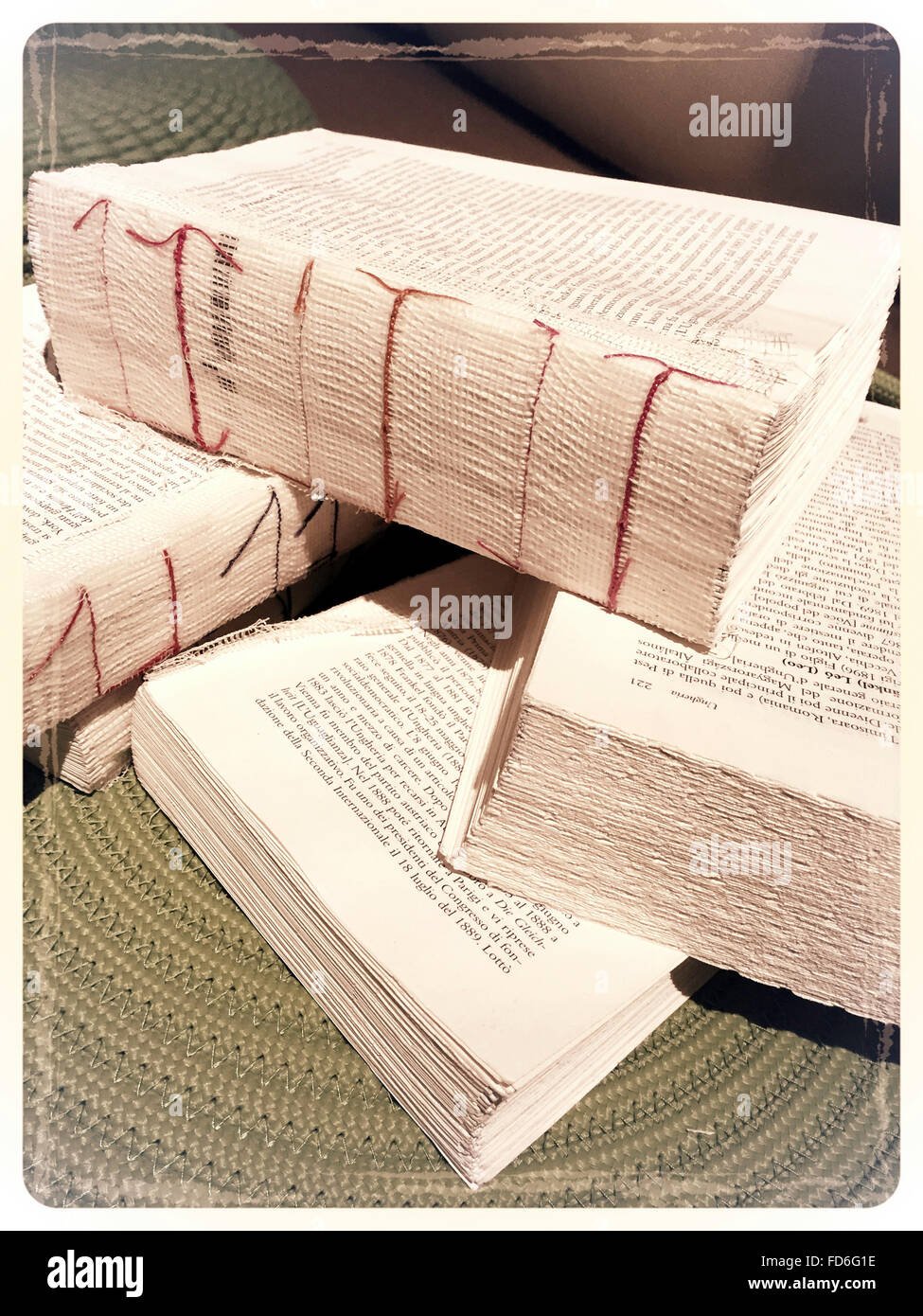 Nature morte de livres reliés sans couvertures Banque D'Images