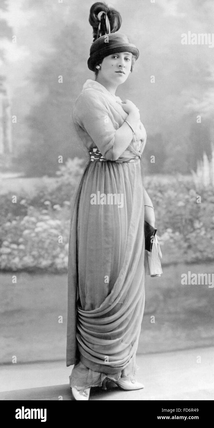 Fashion 1913 Banque de photographies et d'images à haute résolution - Alamy